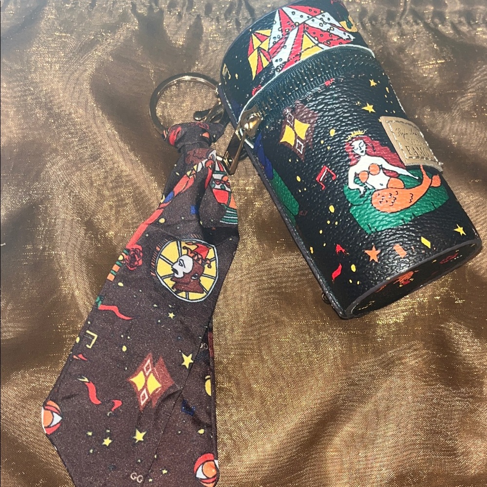 Colorful Printed Key & Card Holder - Picture 6 of 8